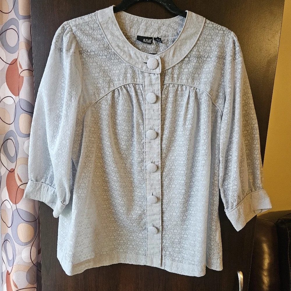 Grey Ana Elegant Sheer Textured Button-Up Blouse Size Large